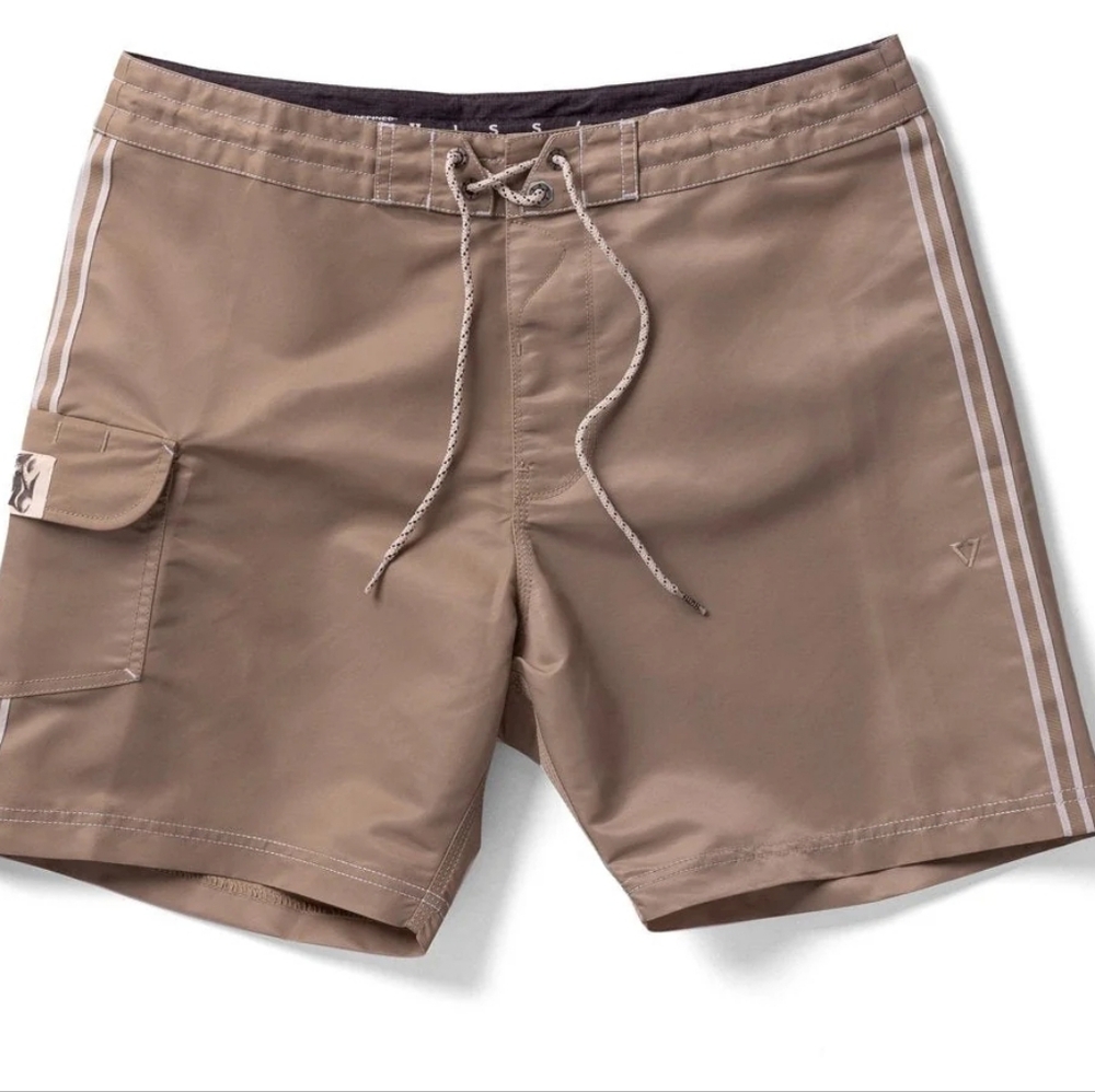 Vissla Men's Ubdefined Lines 16.5" Boardshort Size 34" NEW